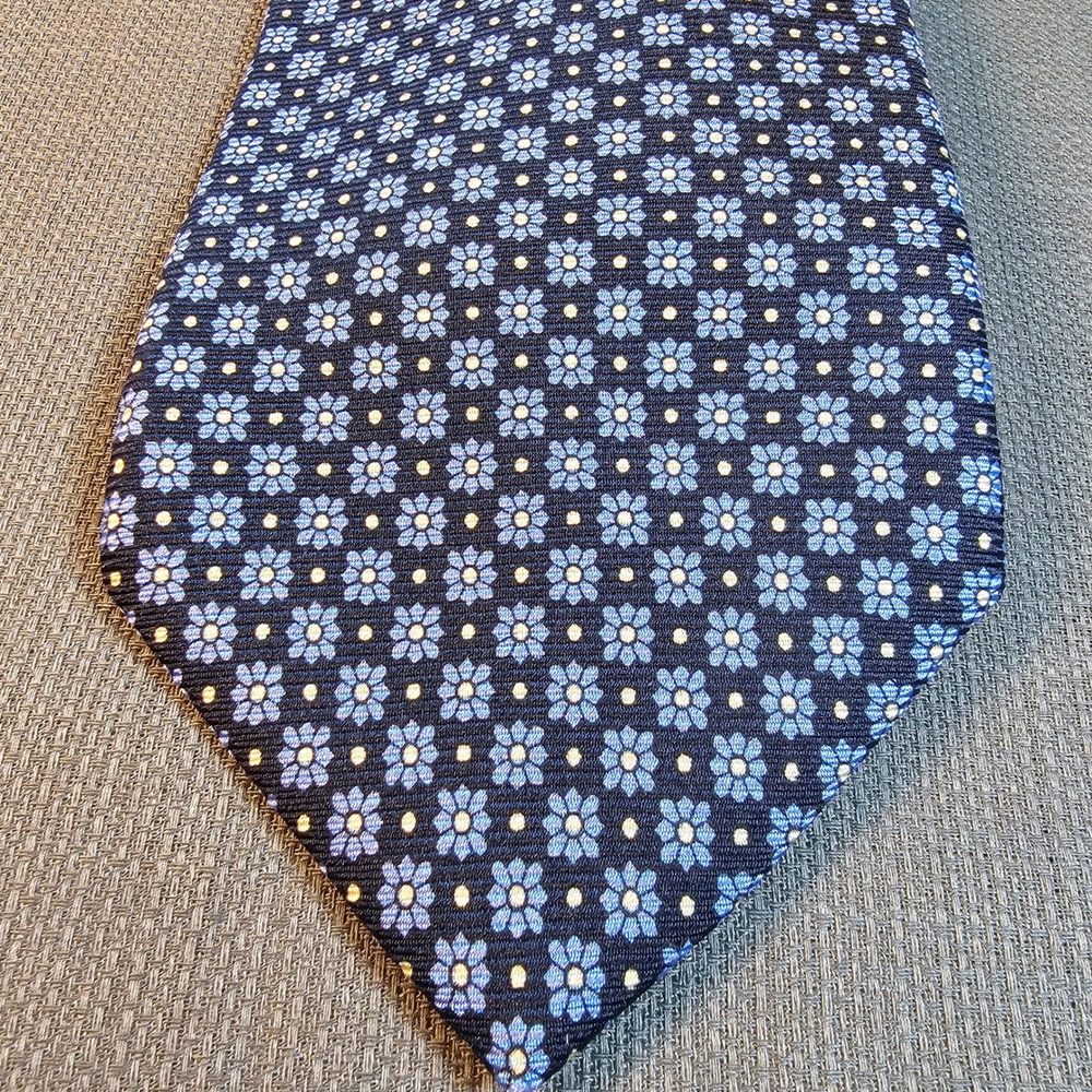 Lands'‎ End Men's Necktie Blue Floral Flowers Handsewn USA Imported Fabric